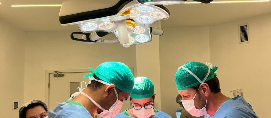 Citorredução Cirúrgica no Câncer de Ovário_ Procedimento, Indicações e Benefícios para a Sobrevida das Pacientes